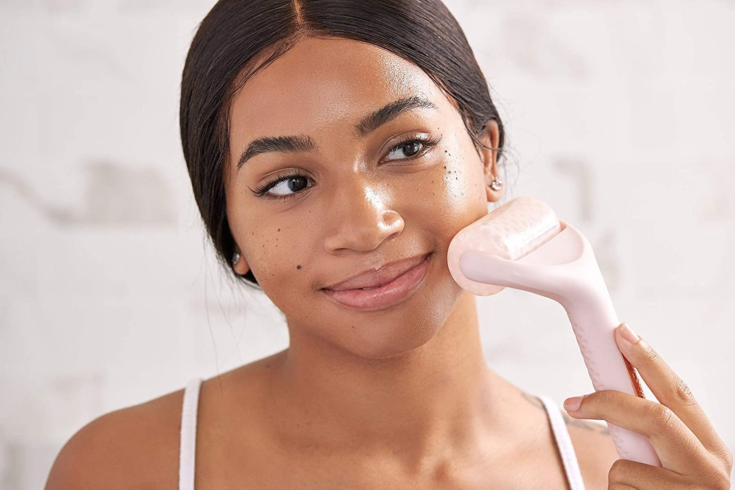 The Essential Cooling Sculpt Ice Roller